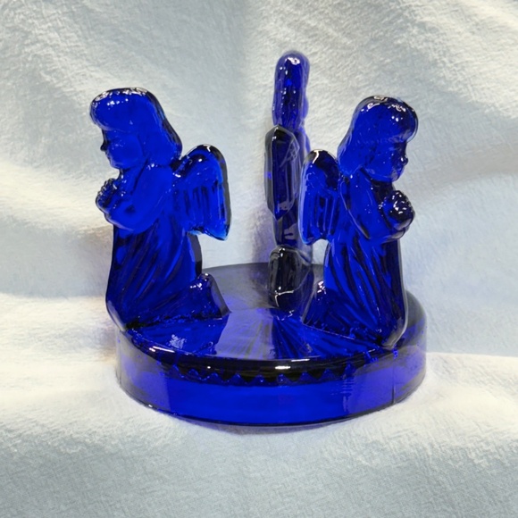 Vintage Cobalt Blue Glass Round with 3 Figural Praying Angels Candle Holder - Picture 6 of 10
